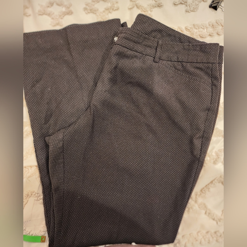 Worthington Black Polka Dot Patterned Women's Trousers- Modern Fit Size 16P